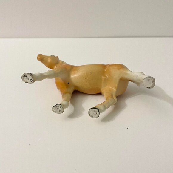Vintage Porcelain Horse Figurine 5 Inch Tall Made in Japan - Picture 8 of 16